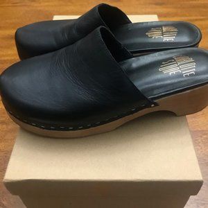 Charlotte Stone Martino Black Leather Clogs